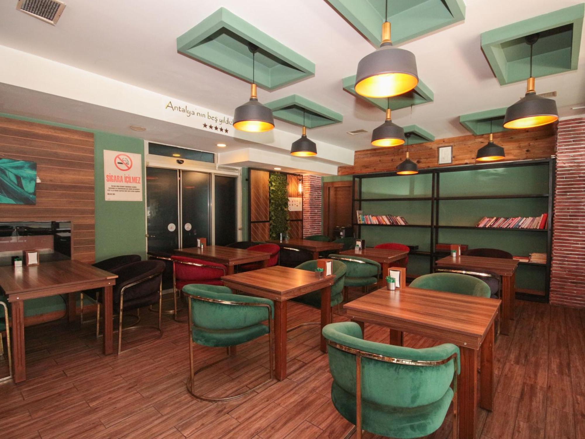 Mostar Hotel Анталия Екстериор снимка
